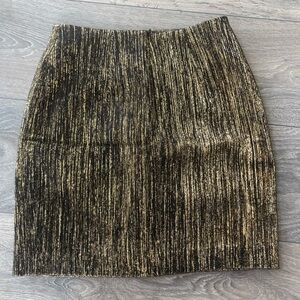Elegant Black and Gold Mini Skirt